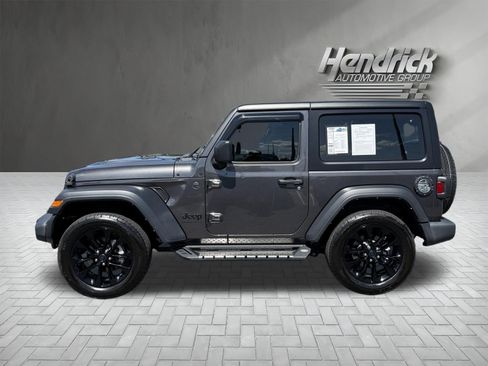 Used 2024 Jeep Wrangler Sport AWD/4WD image 7