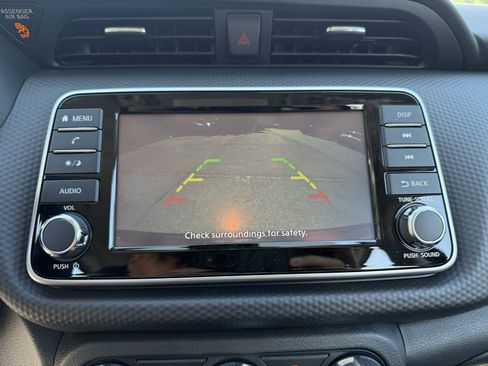 New 2025 Nissan Kicks Play S image 3