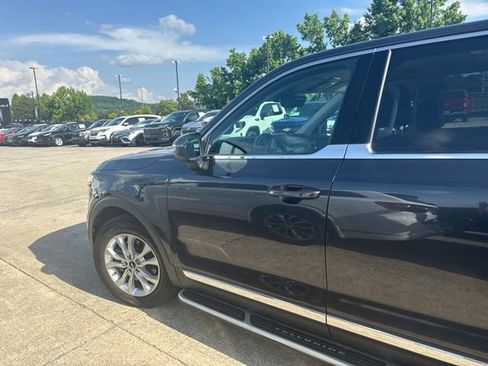 Used 2022 Kia Telluride LX AWD/4WD image 6