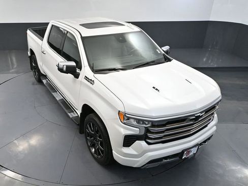 Used 2022 Chevrolet Silverado 1500 High Country image 65