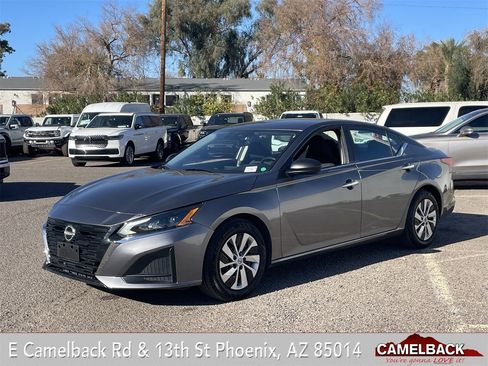 Used 2024 Nissan Altima 2.5 S image 1