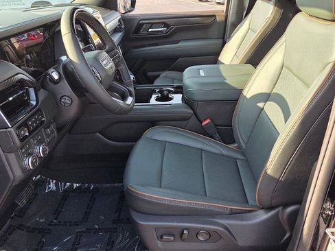 New 2026 GMC Yukon XL AT4 w/ AT4 Premium Plus Package AWD/4WD image 9