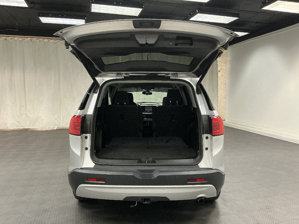 Used 2019 GMC Acadia SLE FWD image 26