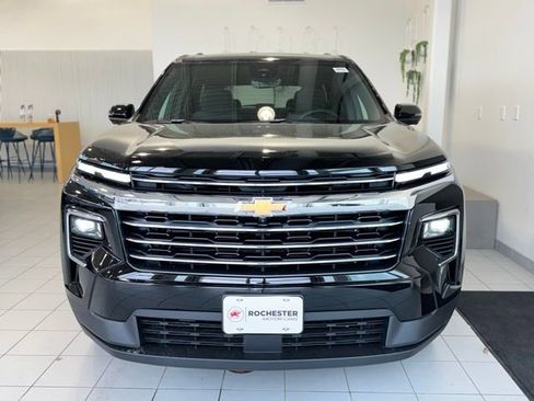 New 2026 Chevrolet Traverse LT w/ Driver Confidence Package AWD/4WD image 32