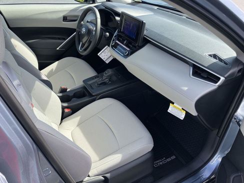 New 2026 Toyota Corolla Cross LE image 12