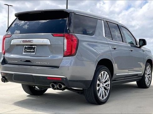 Used 2021 GMC Yukon Denali w/ Denali Premium Package image 2