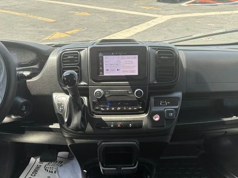 Used 2025 RAM ProMaster 3500 w/ Convenience Group image 20