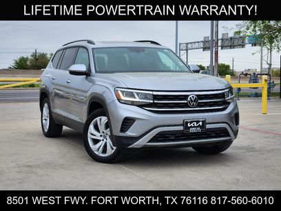 Used 2023 Volkswagen Atlas SE w/ Panoramic Sunroof Package