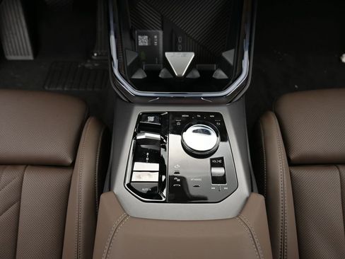 New 2026 BMW X3 xDrive30 w/ Premium Package image 14