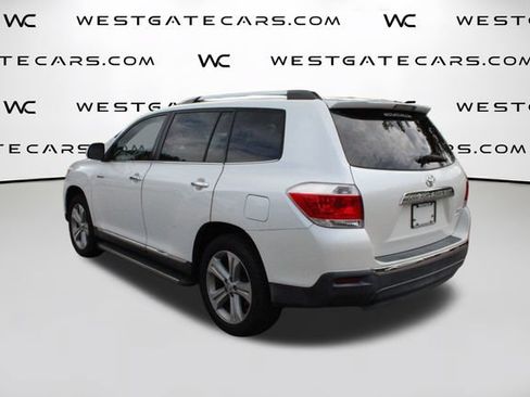 Used 2013 Toyota Highlander Limited AWD/4WD image 42