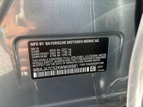 Used 2019 BMW 530i xDrive w/ Premium Package AWD/4WD image 38