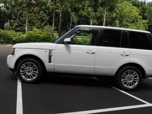 Used 2012 Land Rover Range Rover HSE AWD/4WD image 32