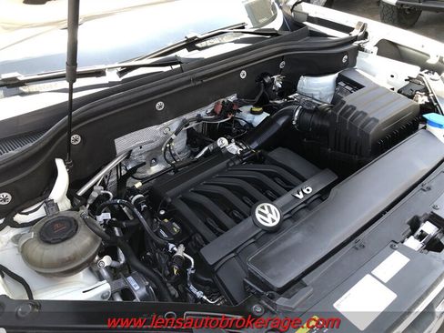 Used 2018 Volkswagen Atlas SE AWD/4WD image 25