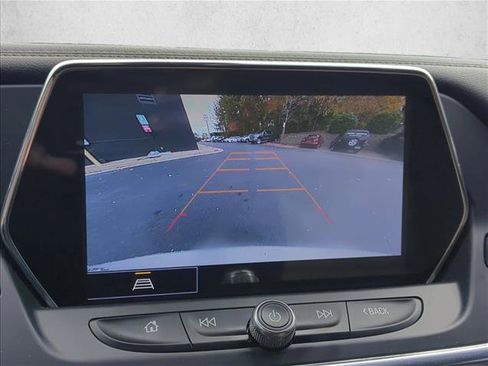 Used 2022 Chevrolet Blazer Premier w/ Enhanced Convenience Package image 13