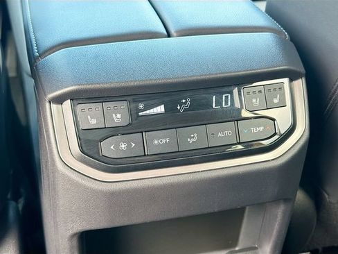 Used 2025 Lexus TX 350 AWD image 21