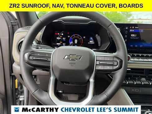 Used 2025 Chevrolet Colorado ZR2 w/ Midnight Edition AWD/4WD image 20