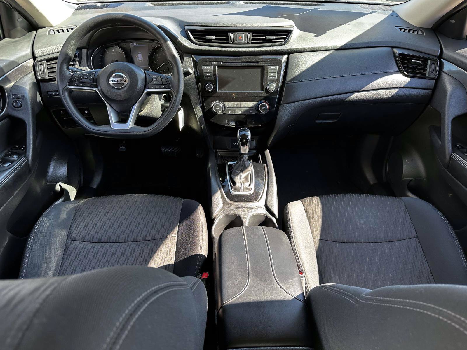 Used 2019 Nissan Rogue S AWD/4WD image 17