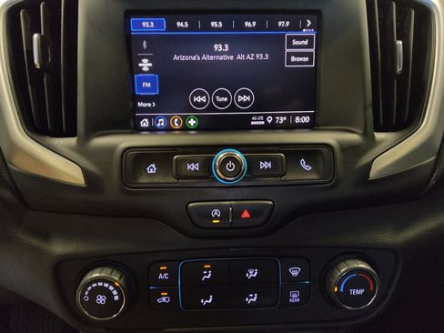 Used 2024 GMC Terrain SLE FWD image 25