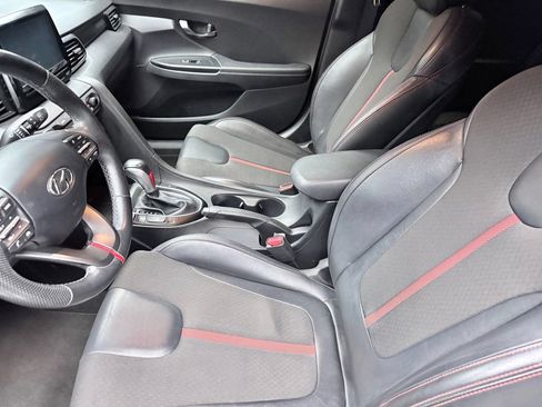 Used 2020 Hyundai Veloster Turbo FWD image 10