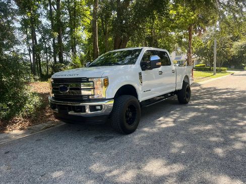 Used 2019 Ford F250 XLT AWD/4WD image 7