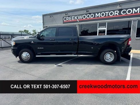 Used 2024 RAM 3500 Big Horn w/ Sport Appearance Package AWD/4WD image 6