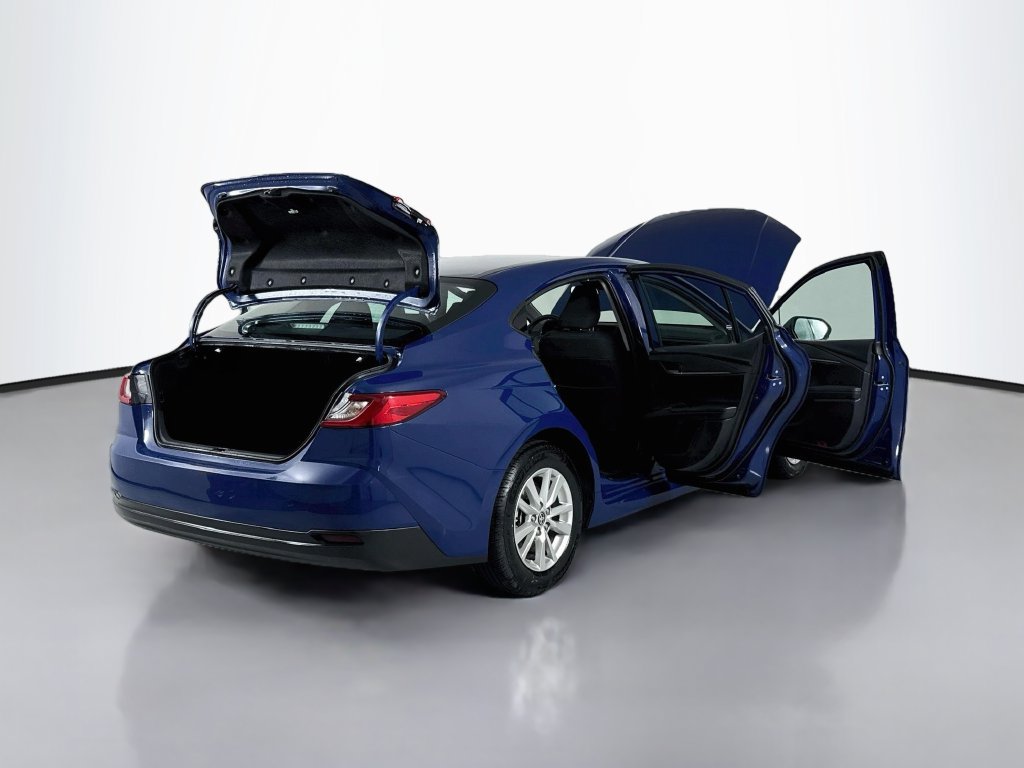 Used 2025 Toyota Camry LE FWD image 21