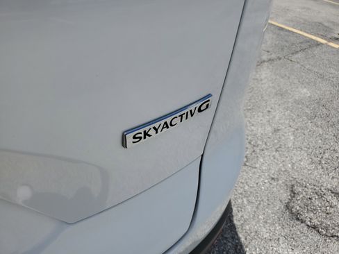 Used 2021 MAZDA CX-9 Signature image 8