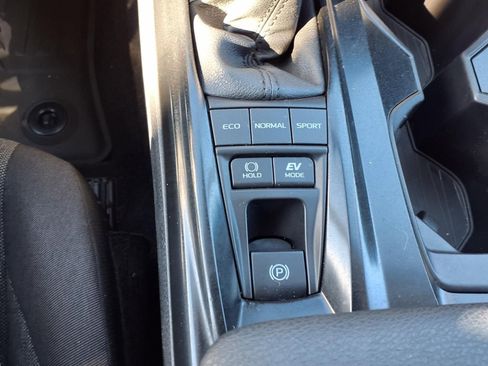 Certified 2025 Toyota Camry LE image 14