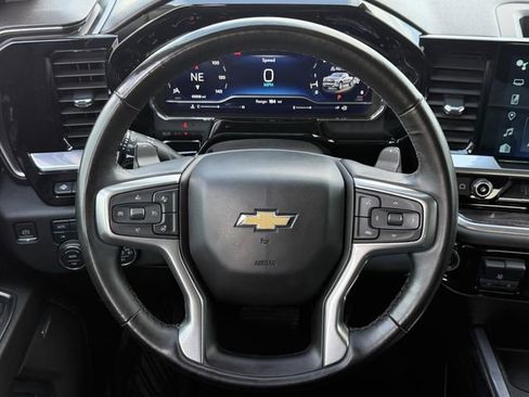 Used 2023 Chevrolet Silverado 1500 LTZ image 14