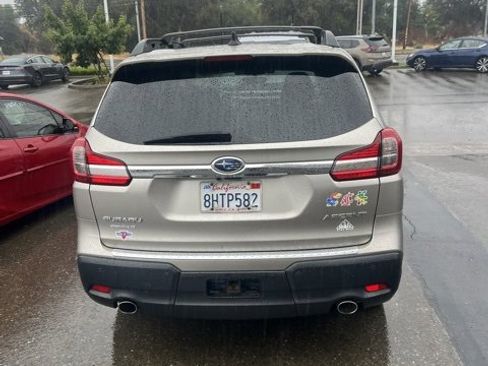 Used 2019 Subaru Ascent Premium w/ Popular Package #3 image 5