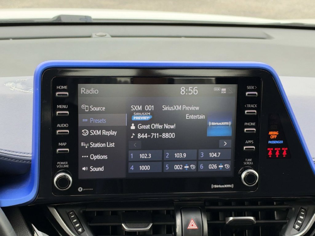 Used 2021 Toyota C-HR XLE FWD image 15