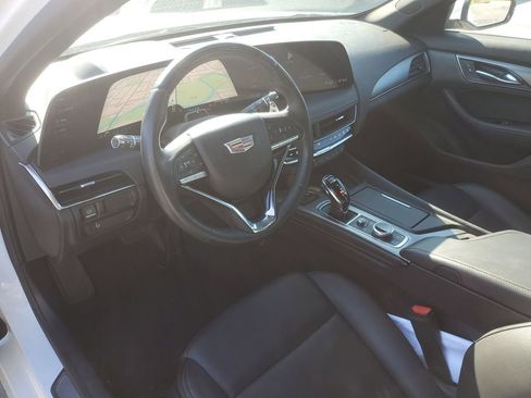 Used 2025 Cadillac CT5 Premium Luxury RWD image 9