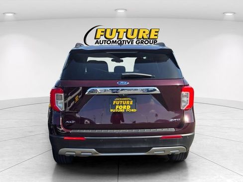 Certified 2023 Ford Explorer XLT w/ Equipment Group 202A AWD/4WD image 5
