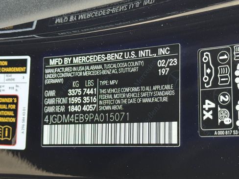 Used 2023 Mercedes-Benz EQS 580 4MATIC SUV w/ Exclusive Trim Package image 57