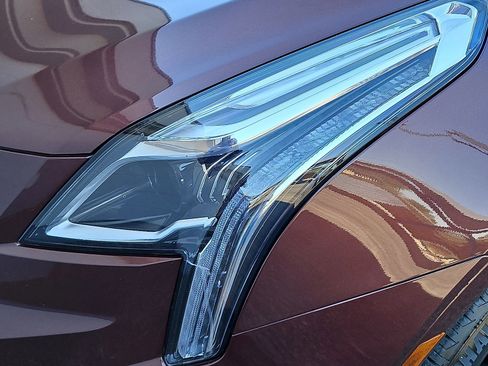 Certified 2022 Cadillac XT5 Premium Luxury w/ Technology Package image 10