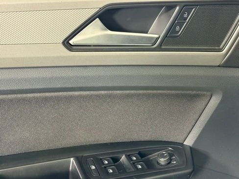 Used 2020 Volkswagen Atlas Cross Sport S image 14