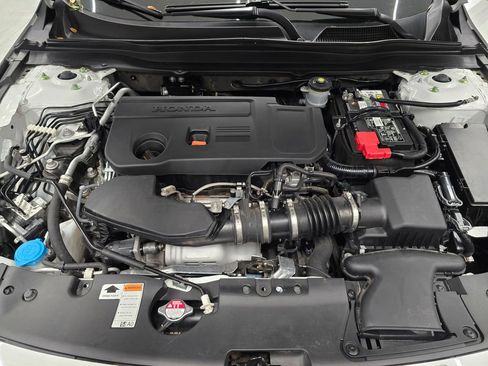 Used 2021 Honda Accord Sport image 12