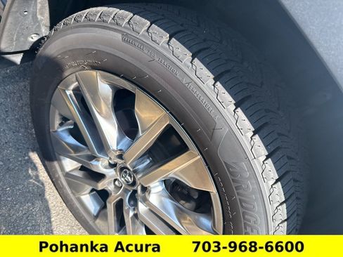 Used 2021 Toyota RAV4 XLE Premium AWD/4WD image 3