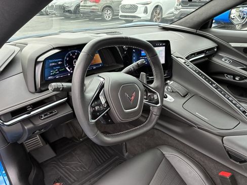 Used 2024 Chevrolet Corvette Stingray Premium Conv w/ Stealth Interior Trim Package RWD image 10