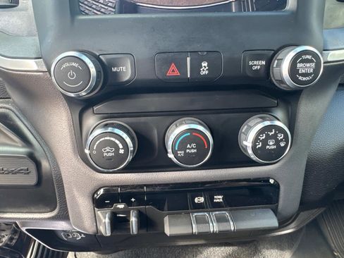 Used 2024 RAM 3500 Big Horn image 43