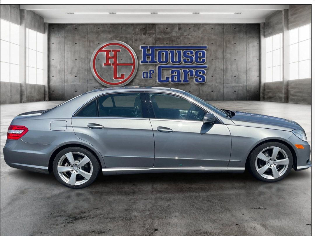 Used 2010 Mercedes-Benz E 350 4MATIC Sedan image 4