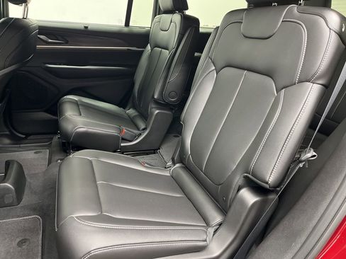 New 2025 Jeep Grand Cherokee L Limited w/ Luxury Tech Group II AWD/4WD image 6