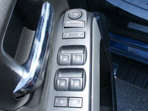 Used 2017 Chevrolet Silverado 1500 LT w/ All Star Edition AWD/4WD image 11