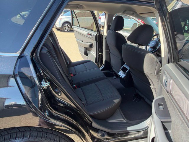 Used 2019 Subaru Outback 2.5i Premium AWD/4WD image 13
