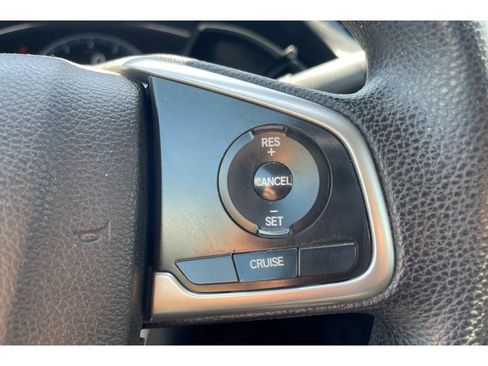Used 2018 Honda Civic EX image 37