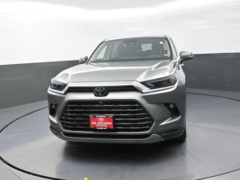 Used 2026 Toyota Grand Highlander AWD Hybrid image 29