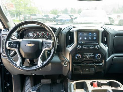Used 2020 Chevrolet Silverado 1500 LT w/ All-Star Edition AWD/4WD image 13