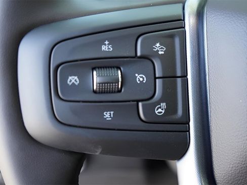 New 2026 GMC Sierra 1500 SLT image 19