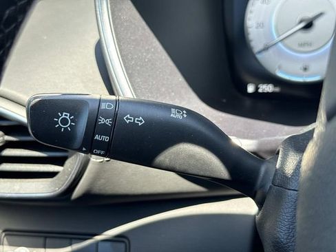 Used 2022 Hyundai Santa Fe Limited w/ Cargo Package AWD/4WD image 26