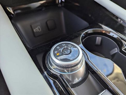 New 2026 Ford Explorer Platinum w/ LUX Leather Package image 15